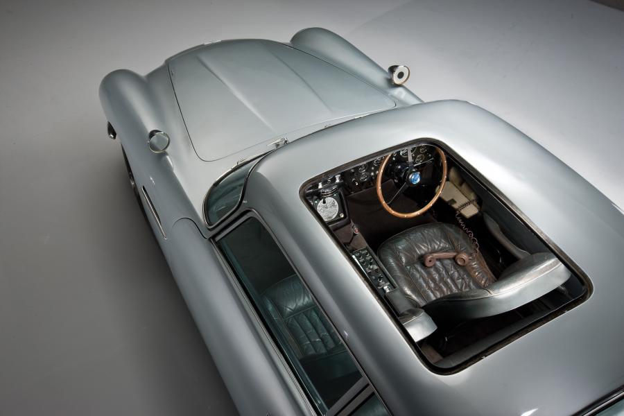 Детали экстерьера Aston Martin DB5 James Bond Edition 1964 года  (фото 19 из 97)